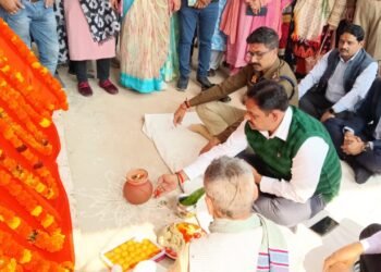 नवनिर्मित मुख्य गेट का जिलाधिकारी ने किया लोकार्पण, जाम की समस्या से मिलेगी निजात