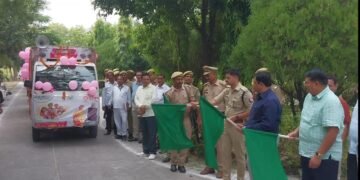 महिला सशक्तिकरण को मिली नई गति: औरैया में मिशन शक्ति 5.0 के तहत 14 प्रचार वाहन रवाना