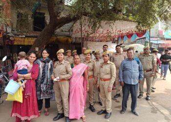 23 /10/25 मिशन शक्ति 5.0 के अंतर्गत औरैया पुलिस द्वारा महिलाओं एवं बालिकाओं की सुरक्षा, सम्मान व सशक्तिकरण हेतु जनजागरूकता चौपाल का आयोजन